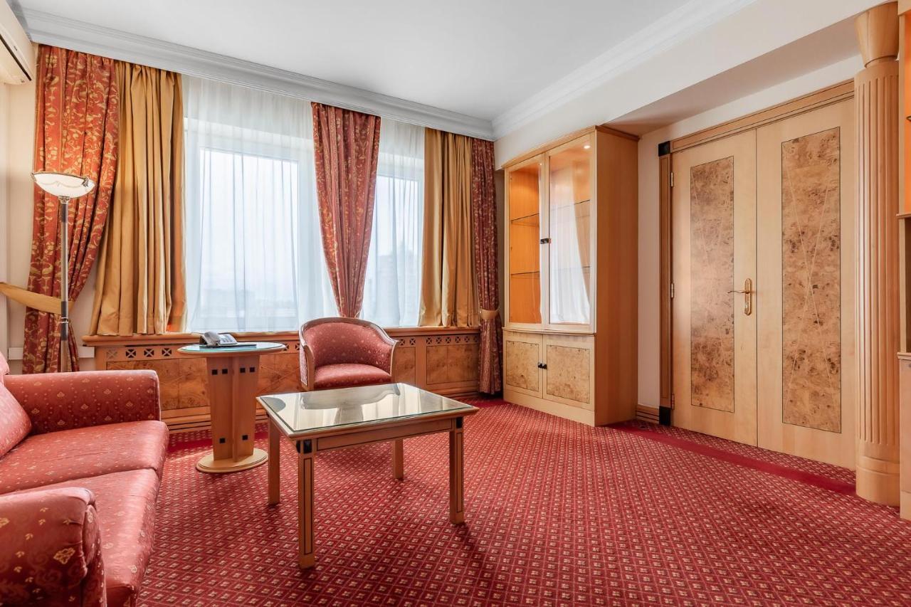 Natsionalny Hotel Kiev Eksteriør billede